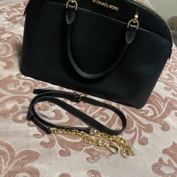 Michael Kors black leather purse