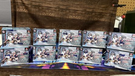 10 Sealed 2025 Topps Chrome NFL Blaster Boxes