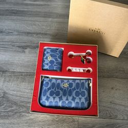 COACH DENIM BLUE SHOULDER BAG GIFT SET