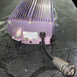 Lunate Electronic ballast