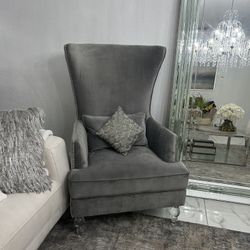 Tov Armchair Bree Wide Velvet Wingback Chair / Silla De Acento De Diseñador Tov