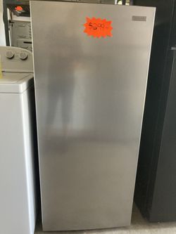 Vissani freezer