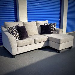 Light Gray Modern Reversible Sectional Sofa