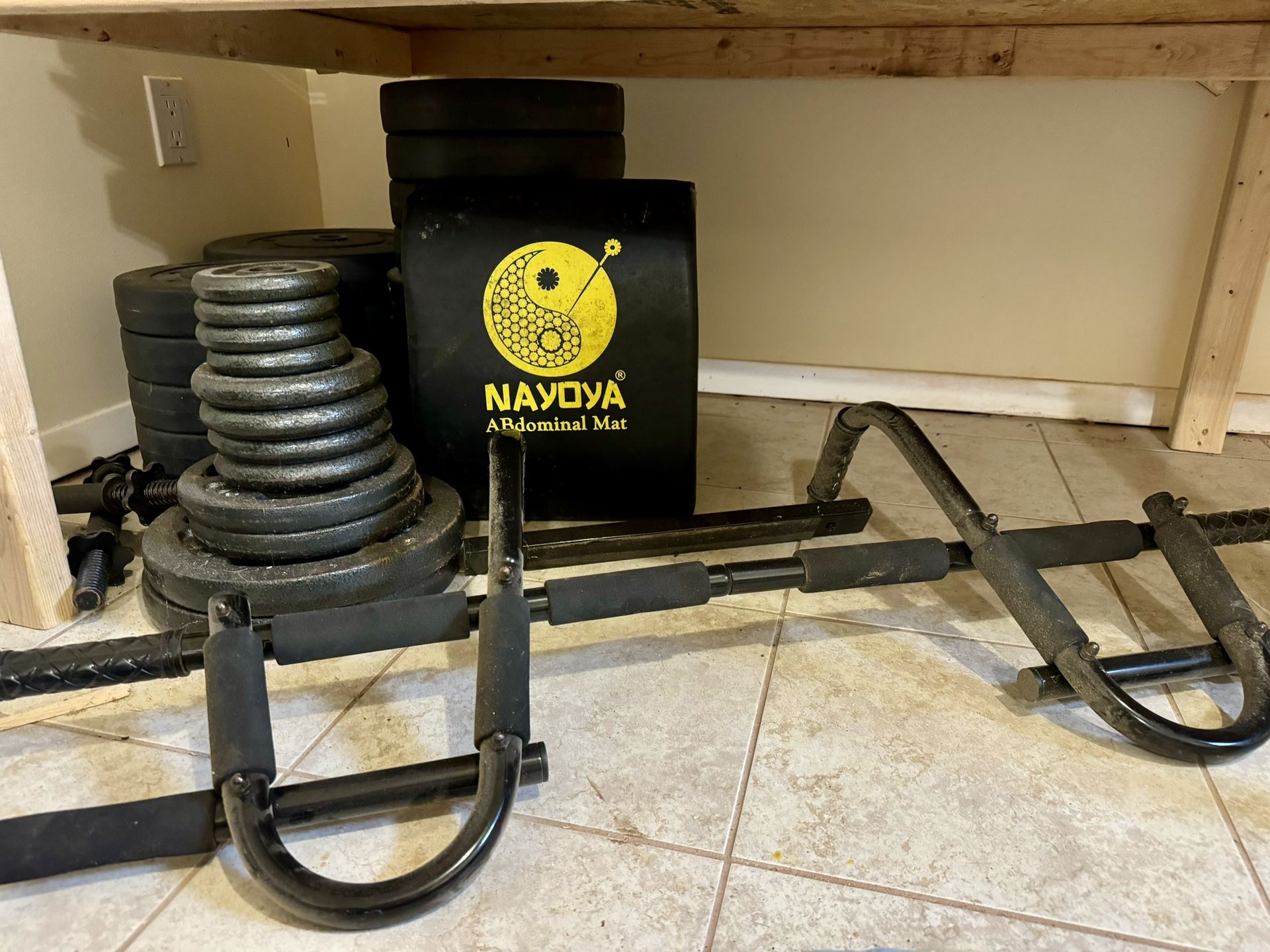 Workout Bundle - Ab Mat, Barbells & Weights, Pull-up Bar