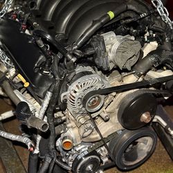 L87 6.2 Engine & 10 Speed Auto Trans