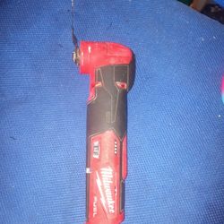 Milwaukee Oscillating Multi-tool 