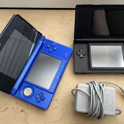 Nintendo 3DS and DS Lite Console Blue/Black JAPAN Ver CHARGER AND GAMES INCLUDED