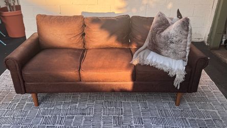 3 seater couch 71" w