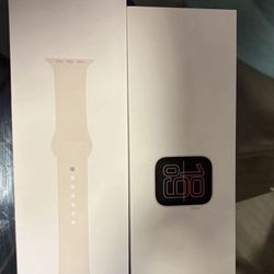 BRAND NEW Apple Watch 3 Se 40mm