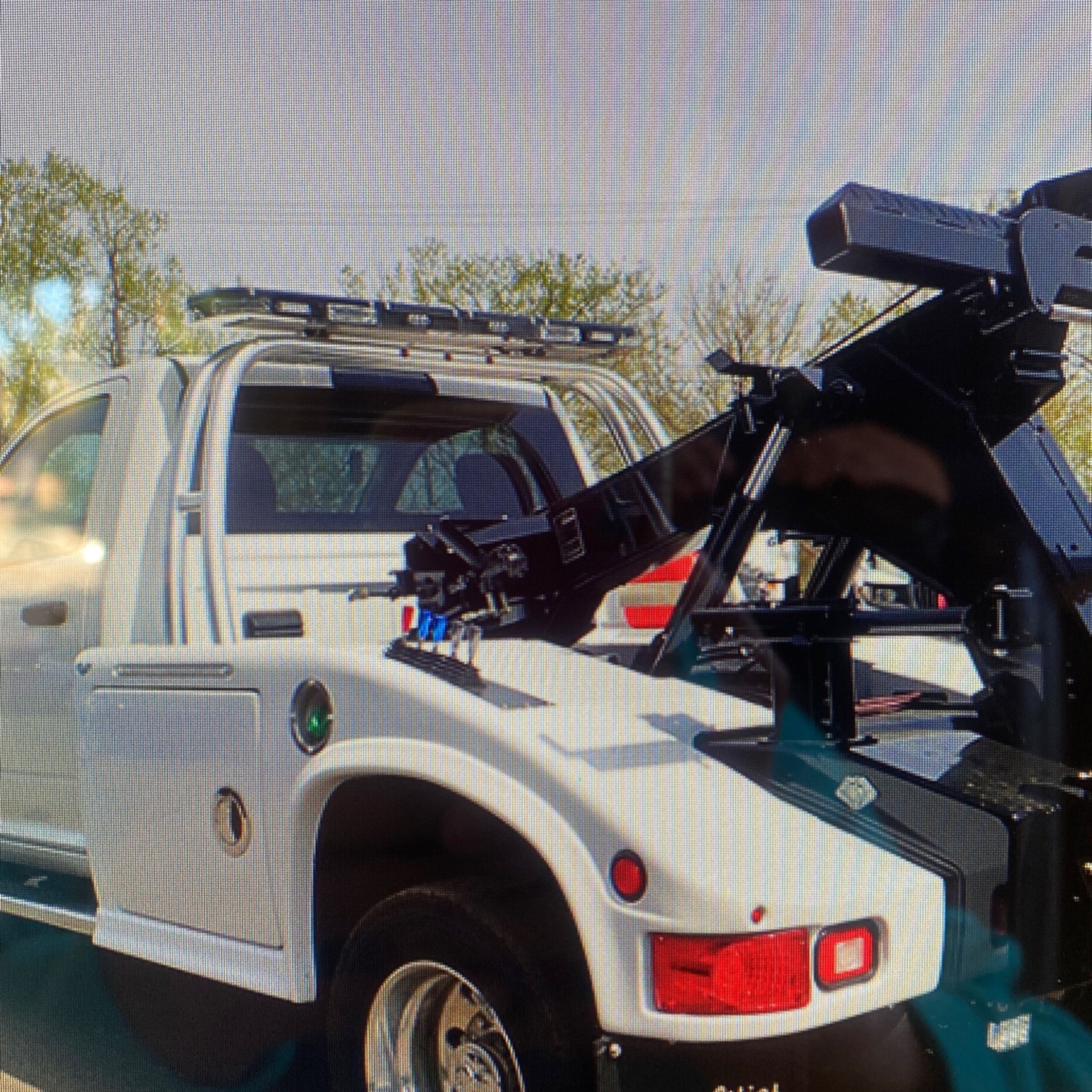 We’ll Take Over Payments On Any Ford Tow Truck 2017 And Up Or Hinno Flatbeds 