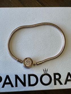 100% Authentic Rose Gold Pandora Moments Sparkling Crown Snake Chain Bracelet