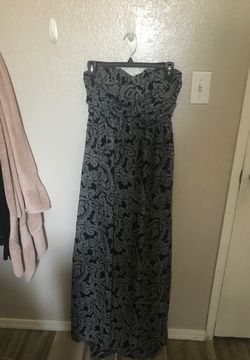 Jessica Simpson maternity dress