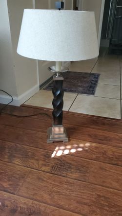 Table lamp