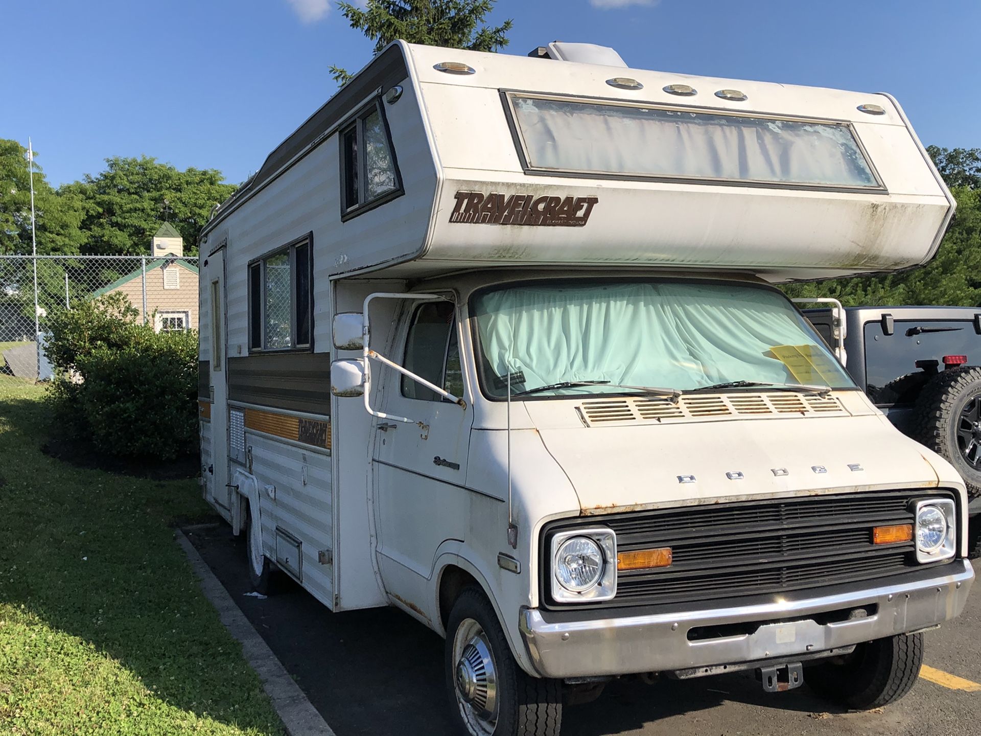 RV Dodge YEAR:1974 Type:MTRHM Model:TRA Color:White for Sale in ...