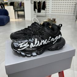balenciaga track trainer  many colors available 