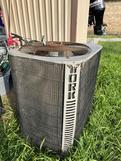 Condenser Unit “York”