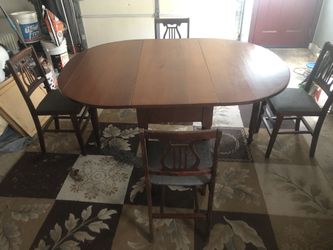 Vintage Drop Leaf Table w/ 4 Folding Chairs