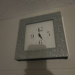 crystal clock 