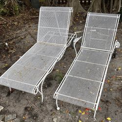 set of 2 Vintage Woodward Wrought Iron Adjustable Garden Patio Chaise Lounge Chair with Floral Details