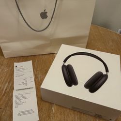 Apple AirPod Max “open box”
