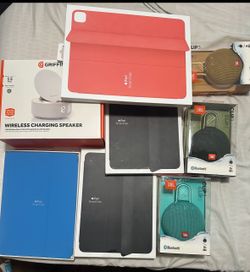 Apple iPad Pro Case-Griffin Speaker-JBL Clip