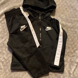18 Months Nike Set