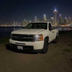 Chevy Silverado 1(contact info removed) V6 4.3  2wheel Drive 