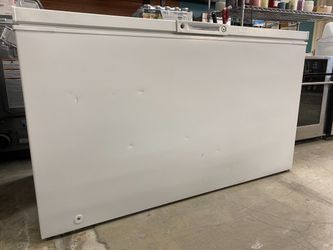 FRIGIDAIRE 14.8 Cu. Ft. Chest Freezer Model #FFFC15M4TW