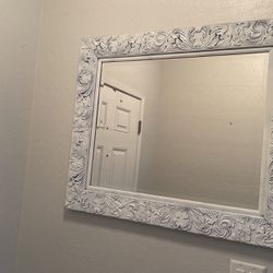 White Vintage Mirror 