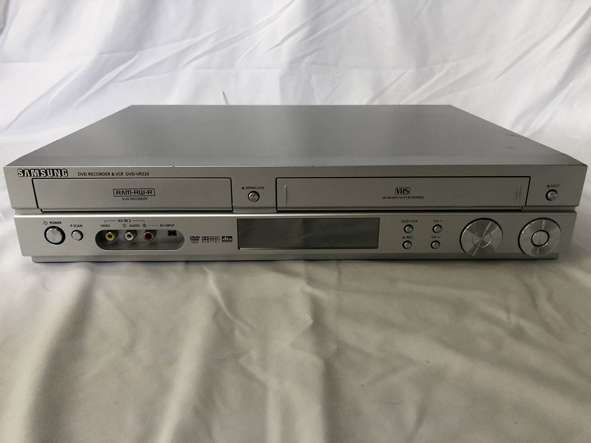 Samsung DVD-VR320 4-head Hi-Fi DVD Recorder VCR Combo
