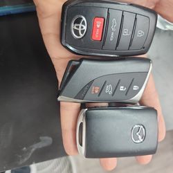 Car Key Fobs/llaves Con Control Para Carros  Toyota/Lexus/mazda and more