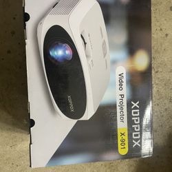 Xoppox X-901 Projector 