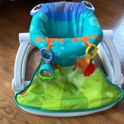 Fisher-Price Portable Baby Chair Sit-Me-Up Floor Seat With Developmental Toys & Machine Washable Seat Pad, Starlight Bursts