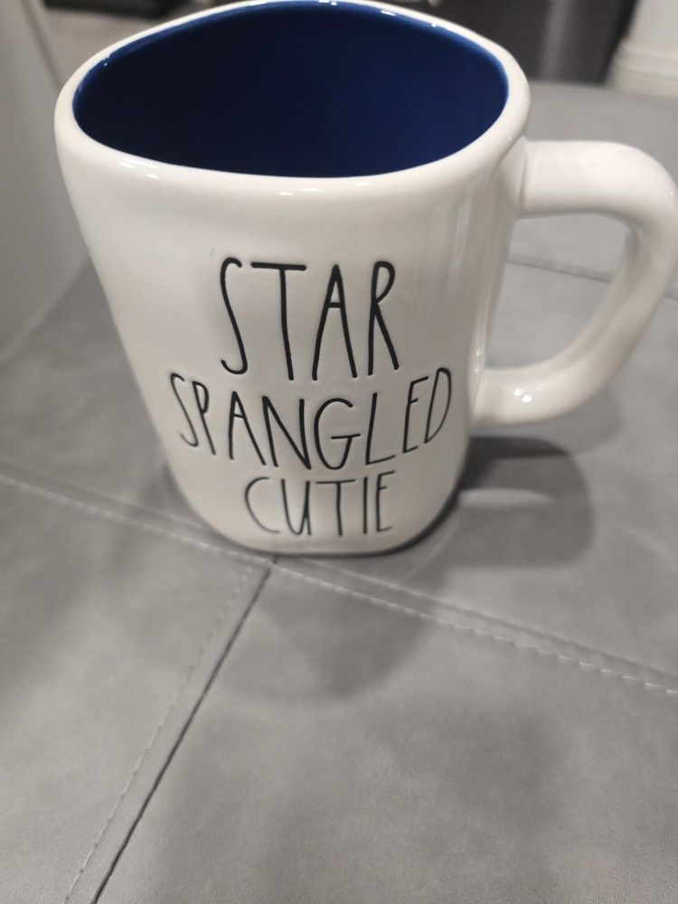RAE DUNN STAR SPANGLED CUTIE MUG ARTISIAN COLLECTION