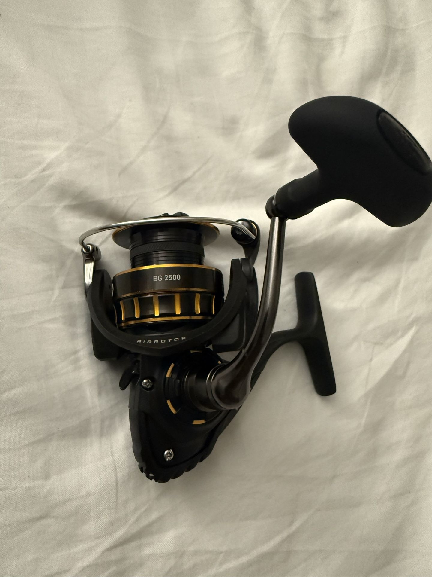 Daiwa BG2500 BG Spinning Reel