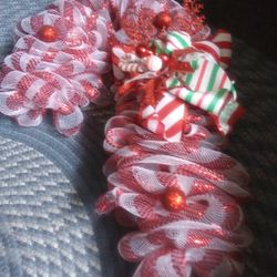 Candy Cane Wreath