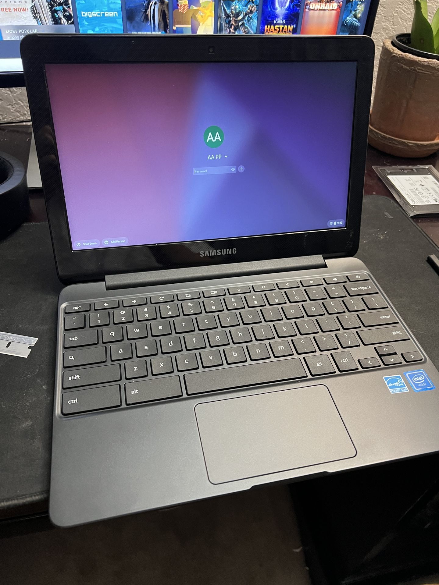 Chromebook Laptop computer