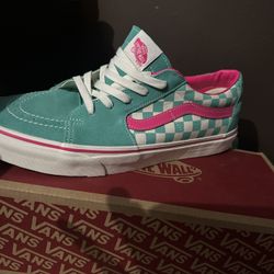 Vans 