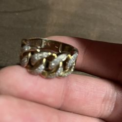 Gold Ring With Diamonds 10k