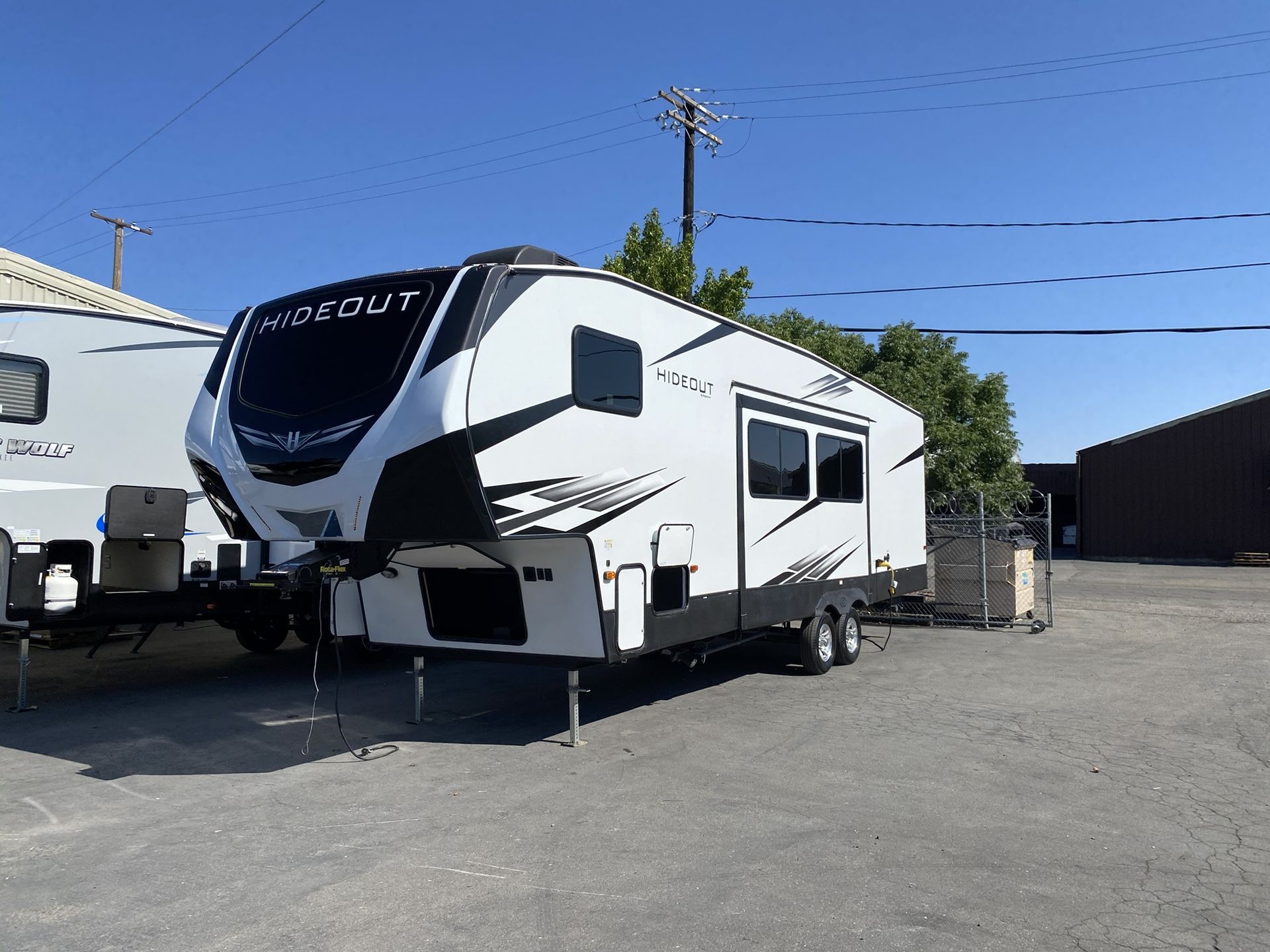 2020 Keystone Hideout 301DBS