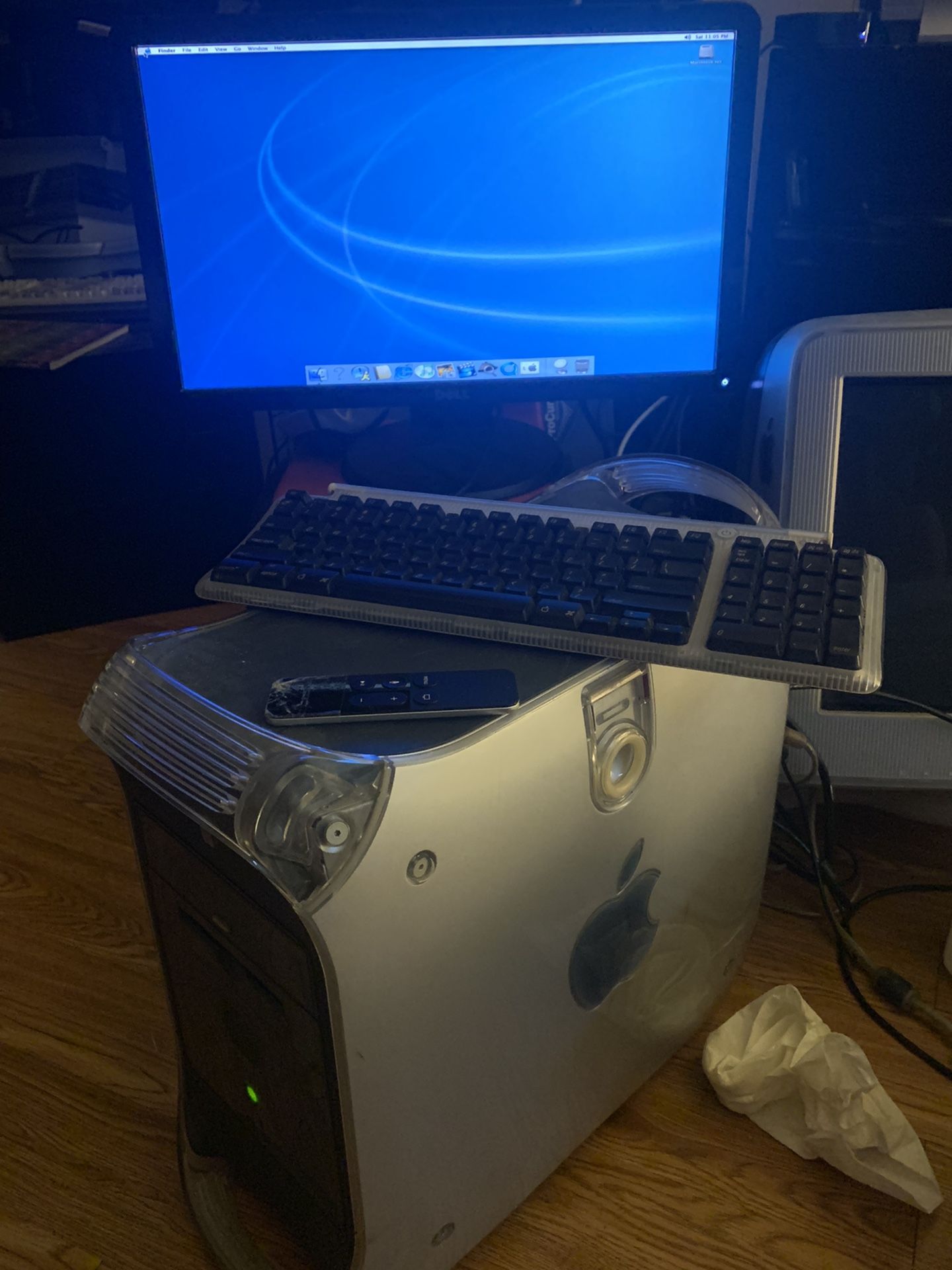 Apple PowerPC G4 - 450 MHz, 384 MB