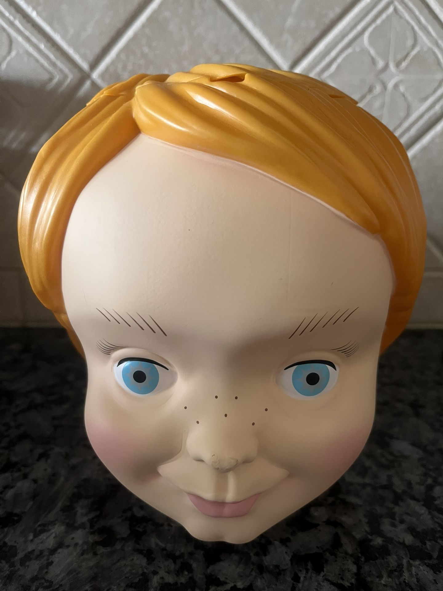 Plastic Chucky Plastic Popcorn Head