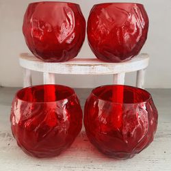 Set of 4 Vintage Seneca Driftwood Crinkle Red Roly Poly Barware Glasses. 3 3/8” tall and hold 12 ounces. Gorgeous red. Very nicely weighted. 