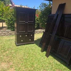  Bedroom Set  5 Pieces 