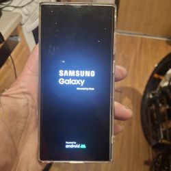 Samsung S22 Ultra Unlocked For Any Carrier First $199