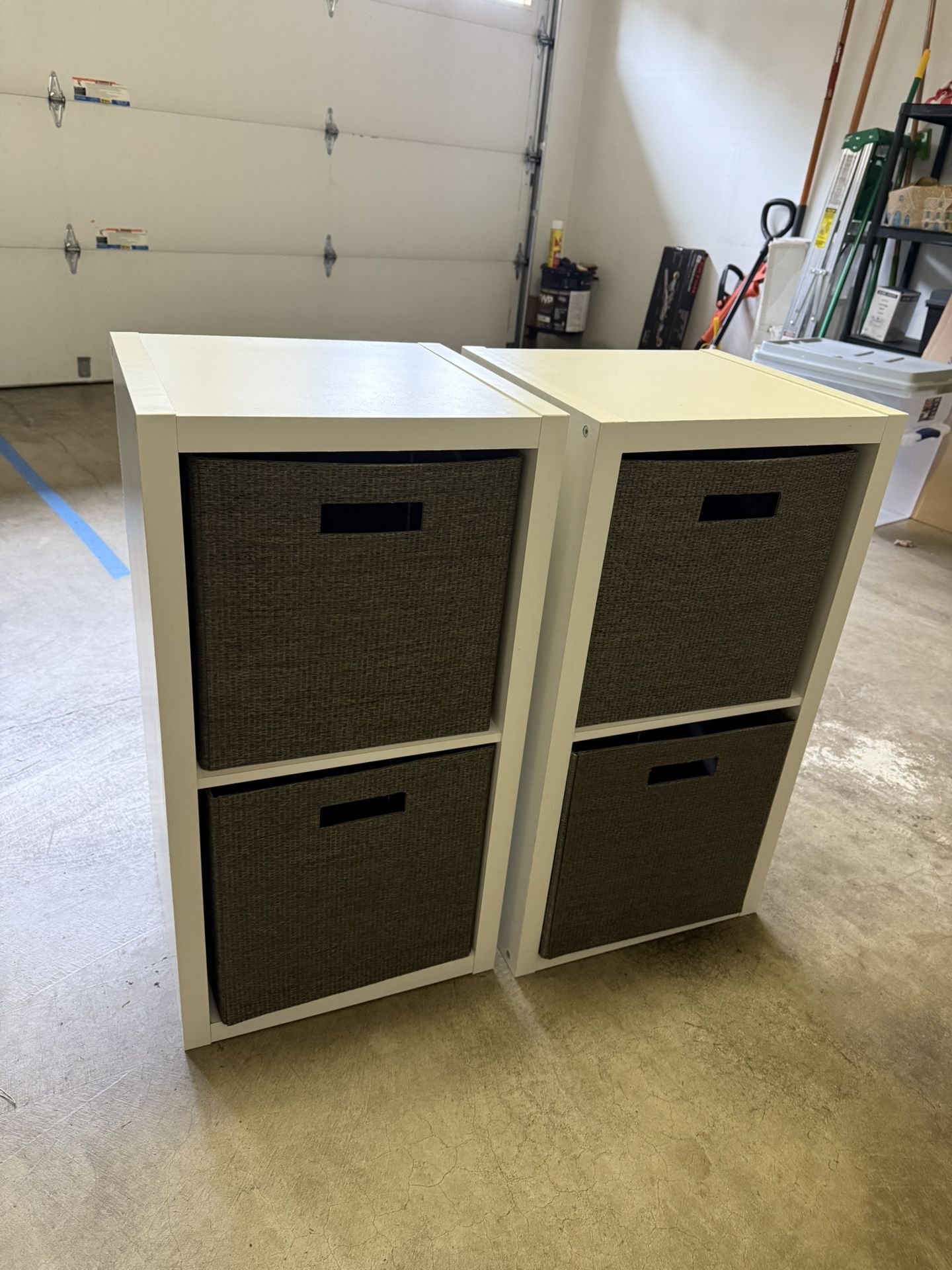 2 Storage Cubbies w/ Grey Inserts