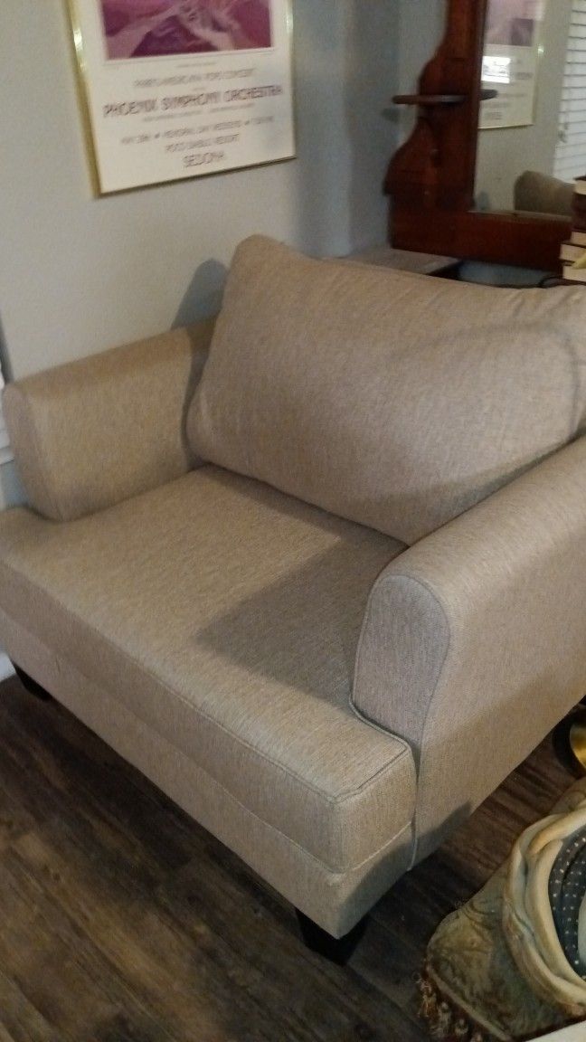 Chair And A Half for Sale in Chandler, AZ OfferUp
