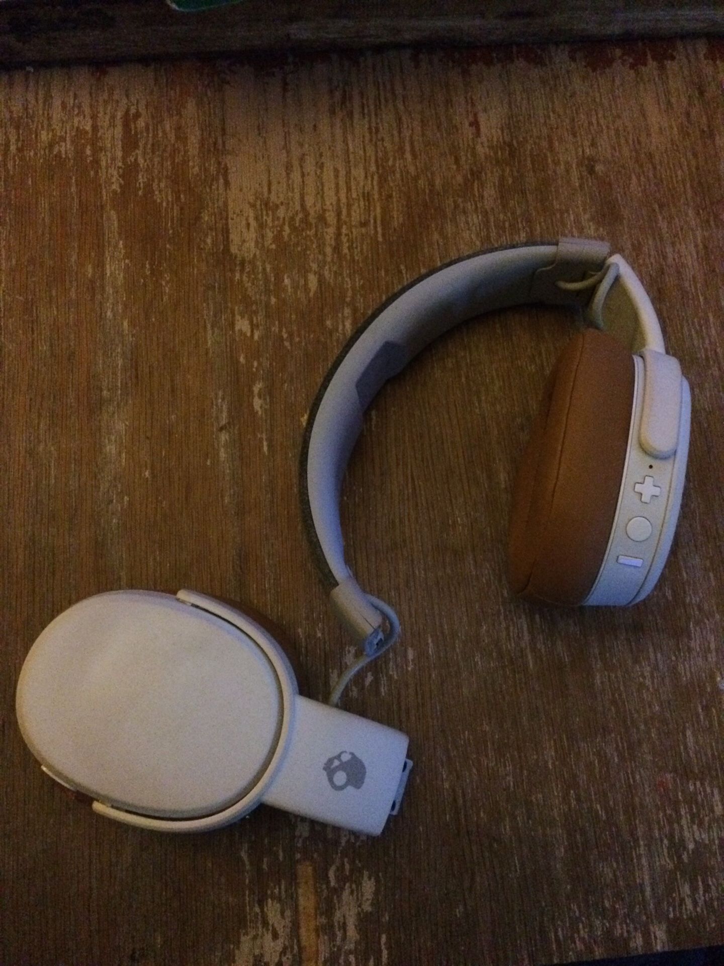 Skullcandy crusher headphones