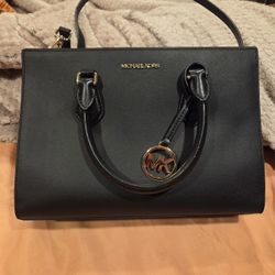 Micheal Kors 