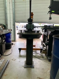 Heavy duty notching machine